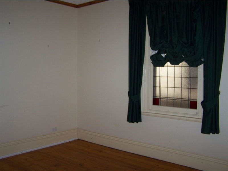 12 Park St, Solomontown SA 5540