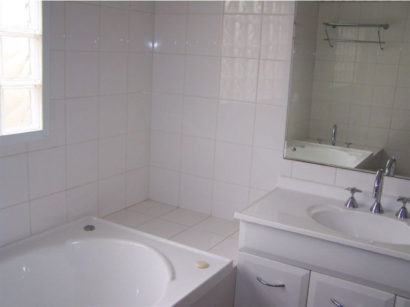 13 King Street, Solomontown SA 5540