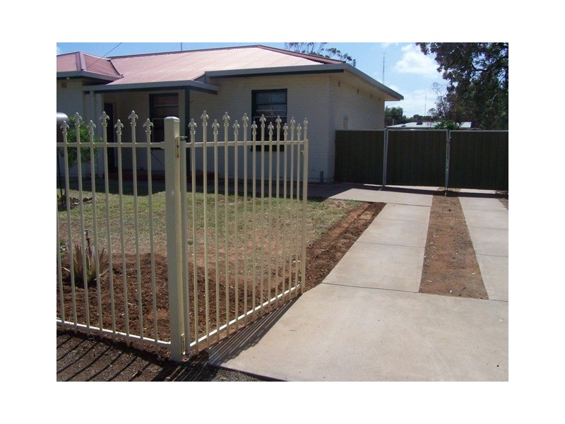 9 Giles Street, Crystal Brook SA 5523