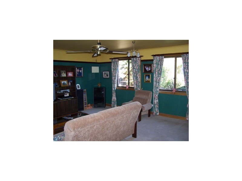 37 Simmons Crescent, Port Augusta West SA 5700