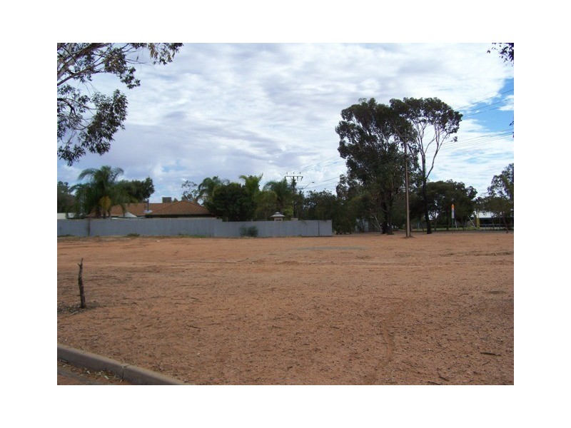 2 Cobbin Street, Port Augusta West SA 5700