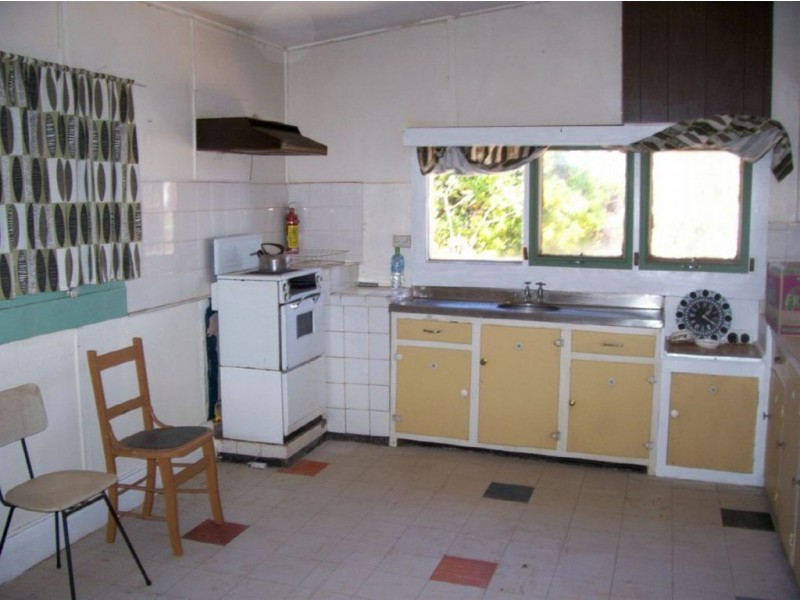 Lt 195 Sharp Terrace, Iron Knob SA 5601