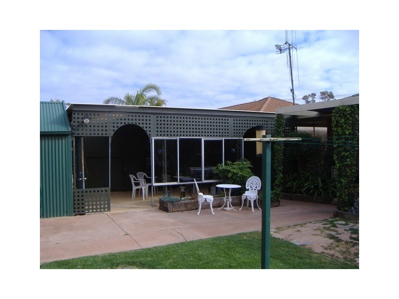 3 Andrew Avenue, Stirling North SA 5710