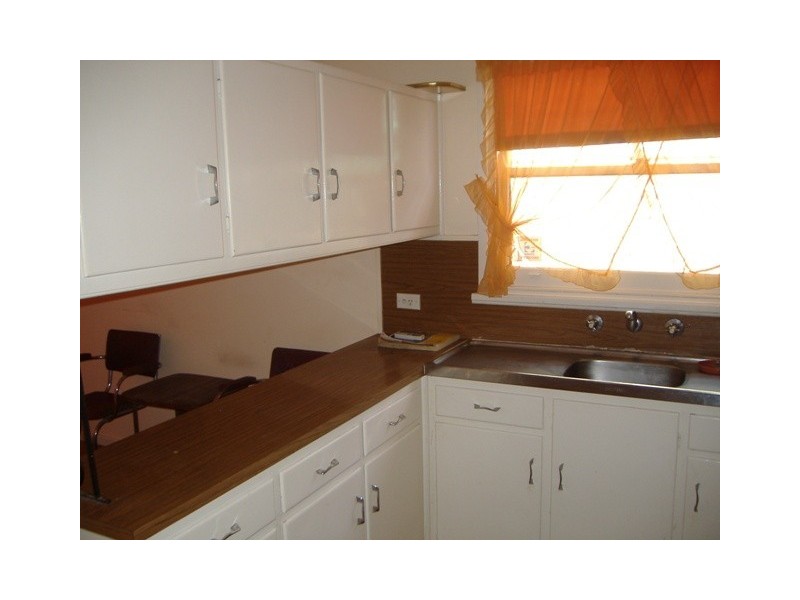 35 First Street, Quorn SA 5433