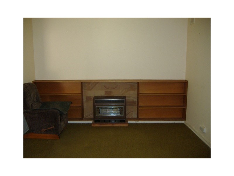 35 First Street, Quorn SA 5433