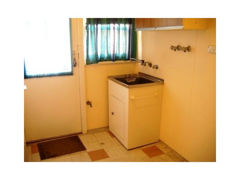 35 First Street, Quorn SA 5433
