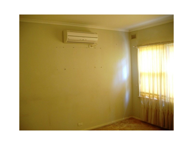 35 First Street, Quorn SA 5433