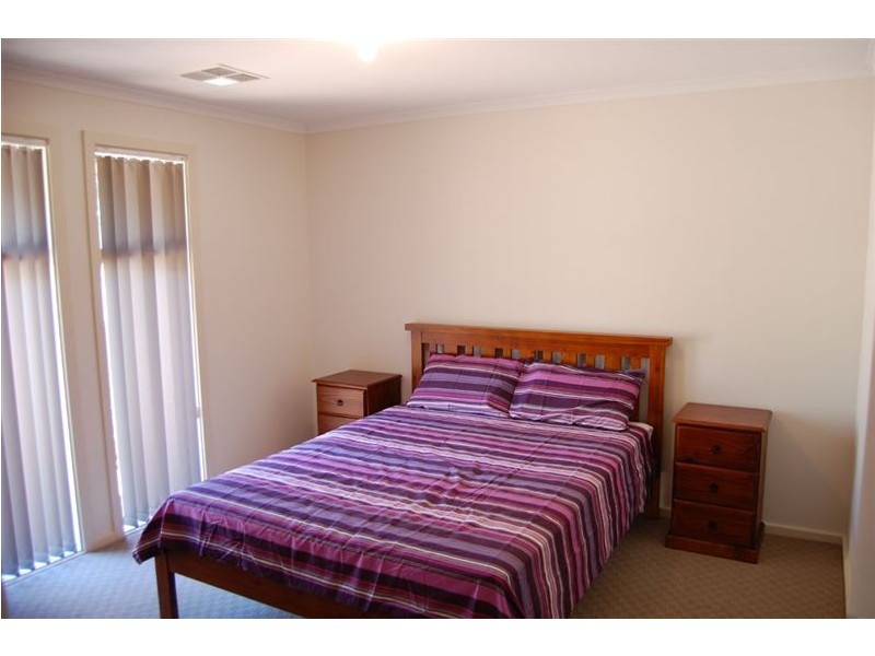 16 Mathews Street, Port Augusta West SA 5700
