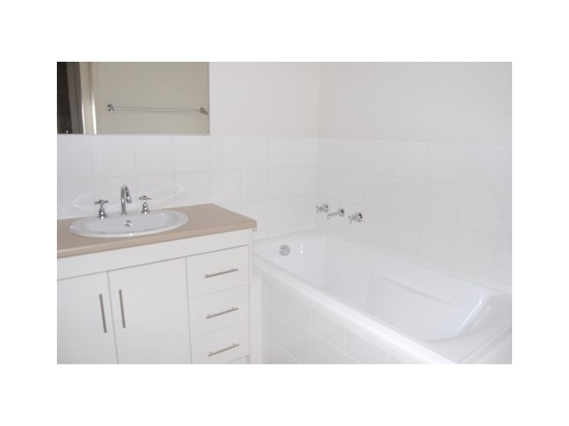 1/18 Mathews Street, Port Augusta West SA 5700