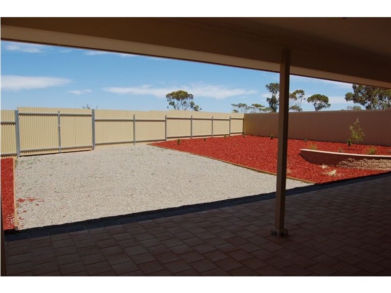 42 Hurcombe Crescent, Port Augusta West SA 5700