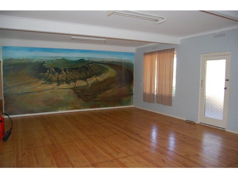 14 First Street, Quorn SA 5433