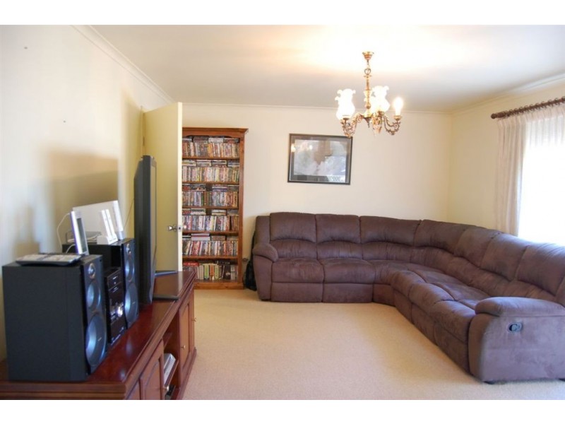 130 Hurcombe Crescent, Port Augusta West SA 5700