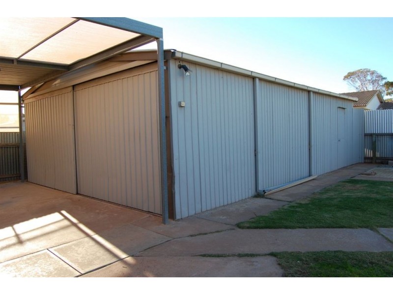 130 Hurcombe Crescent, Port Augusta West SA 5700