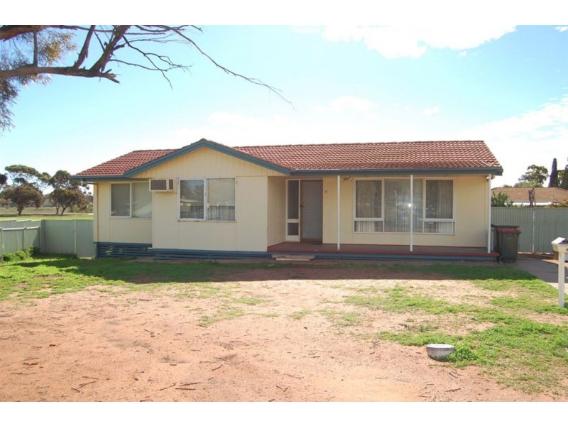 18 Bengtell Close, Port Augusta West SA 5700