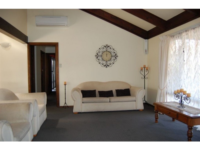 1 Lawrence Place, Port Augusta West SA 5700