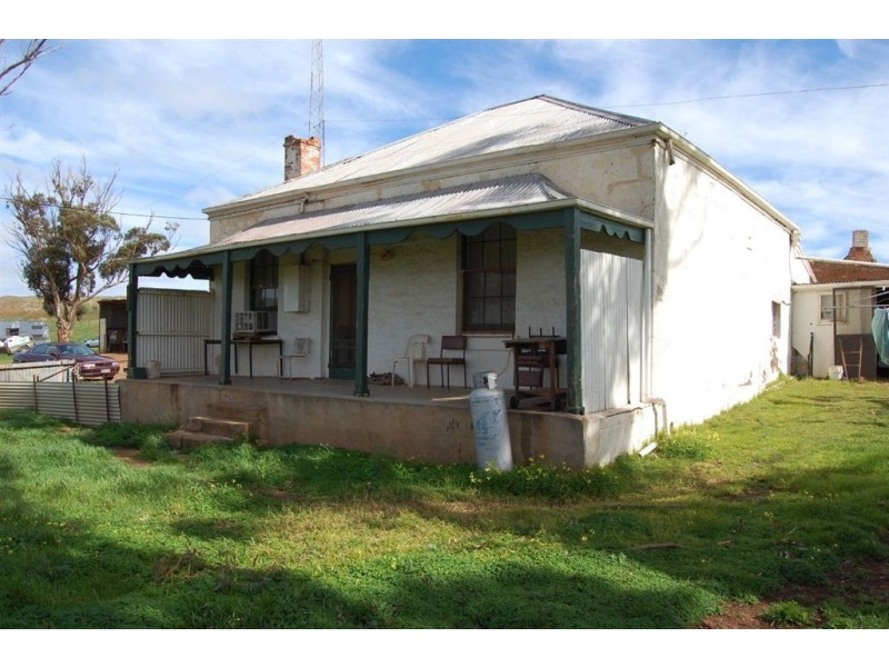 252 Government Road, Yongala SA 5493