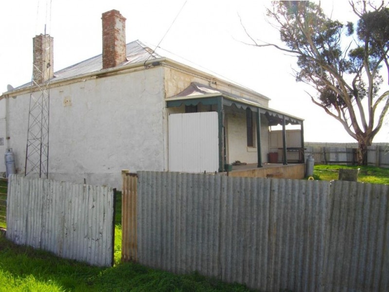 252 Government Road, Yongala SA 5493