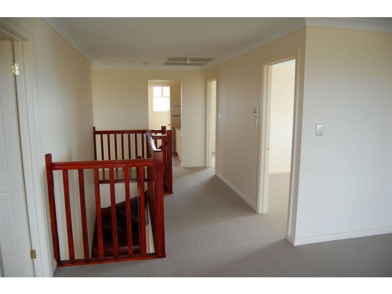 1 McConnal Road, Stirling North SA 5710