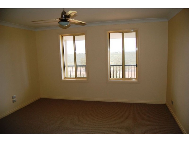 1 McConnal Road, Stirling North SA 5710