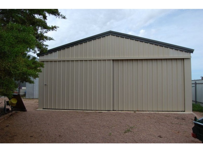 37 Simmons Crescent, Port Augusta West SA 5700