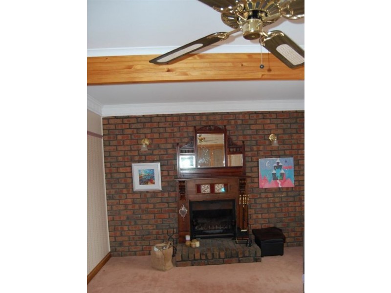 37 Simmons Crescent, Port Augusta West SA 5700