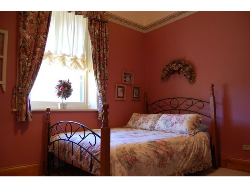 19 Quorn Road, Stirling North SA 5710