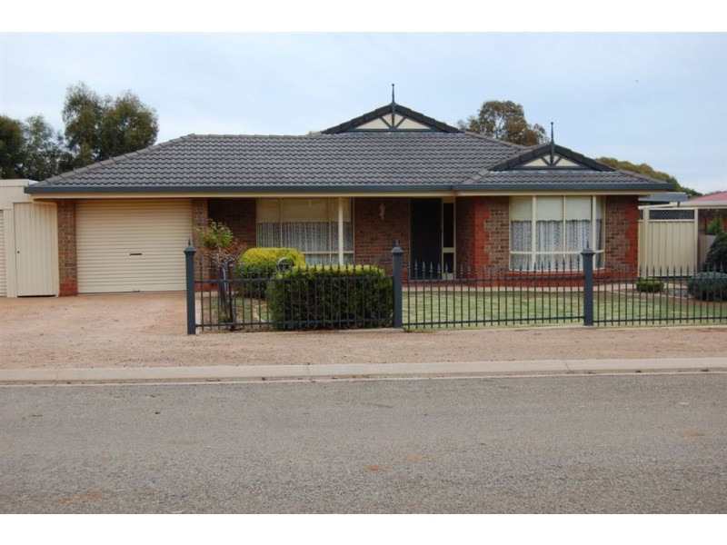 12 Eyre Road, Crystal Brook SA 5523