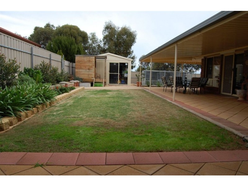 12 Eyre Road, Crystal Brook SA 5523