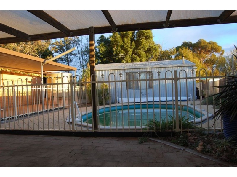 18 Engelsman Road, Stirling North SA 5710