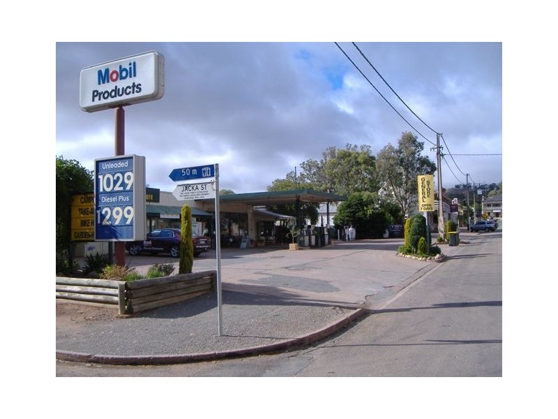 24 Stuart Street, Melrose SA 5483