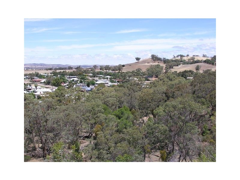 24 Stuart Street, Melrose SA 5483