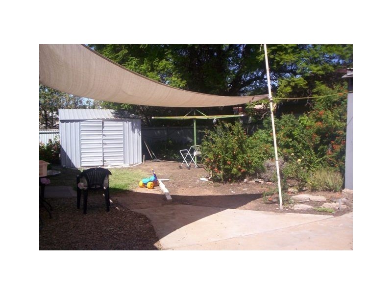 17 Beer Street, Port Augusta West SA 5700