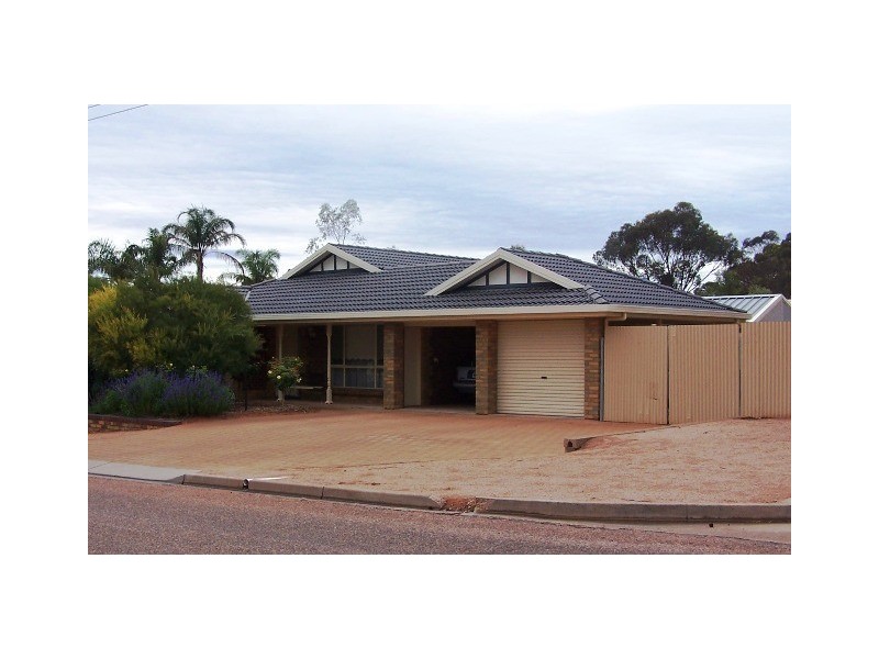 35 Cobbin Street, Port Augusta West SA 5700