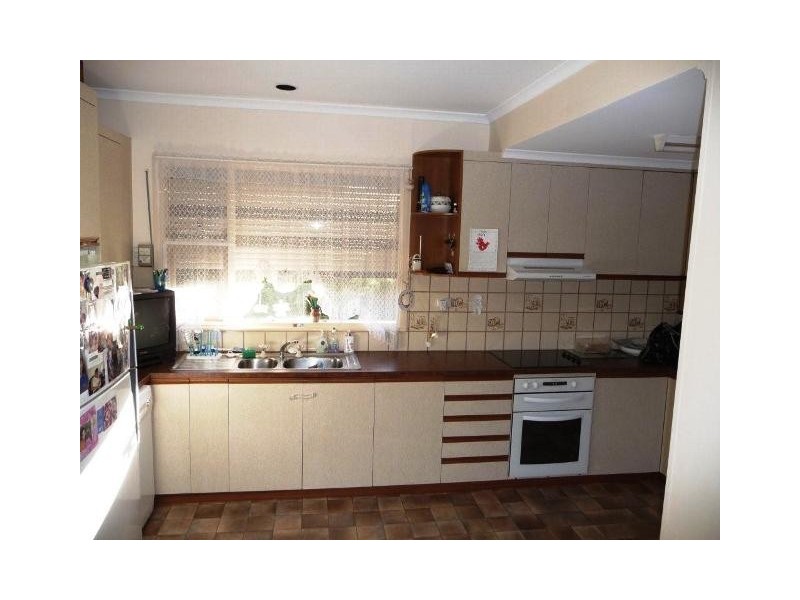 6 Bond Street, Port Augusta West SA 5700