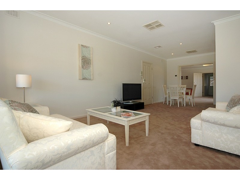 8 Grant Avenue, Lockleys SA 5032