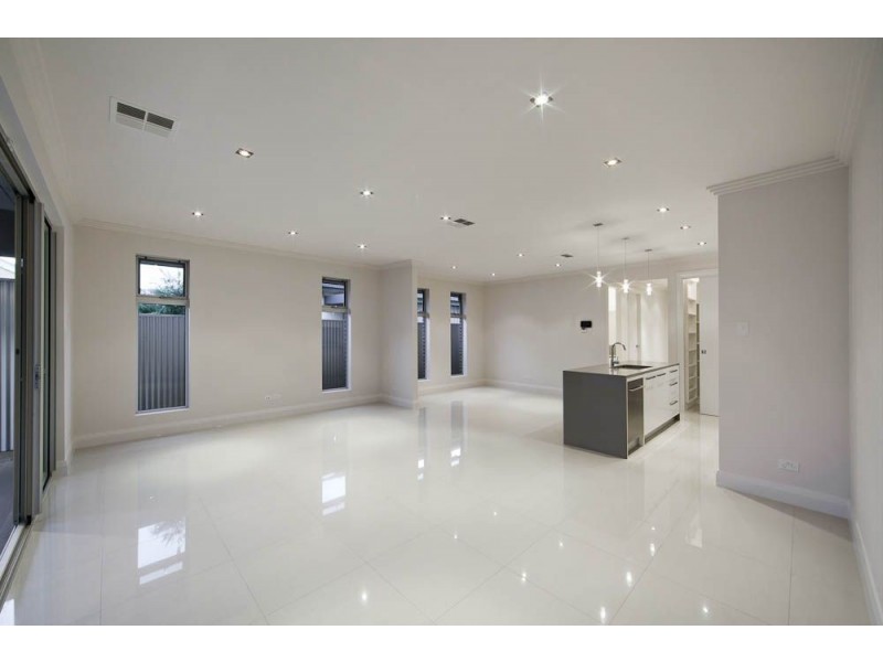 22 Swanwick Street, Henley Beach SA 5022