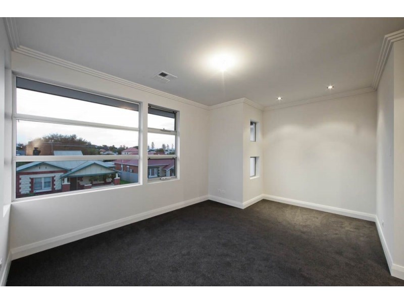 22 Swanwick Street, Henley Beach SA 5022