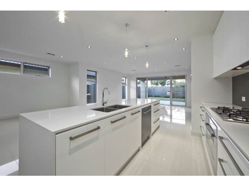 13 Lancaster Avenue, Fulham Gardens SA 5024