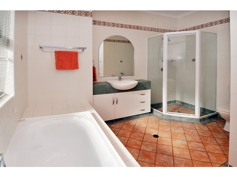 10 Simcock Street, West Beach SA 5024