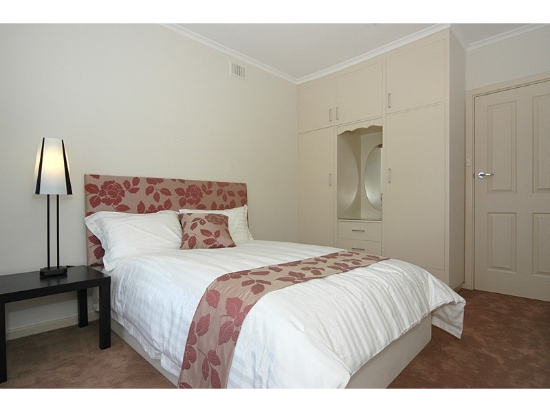8 Grant Avenue, Lockleys SA 5032