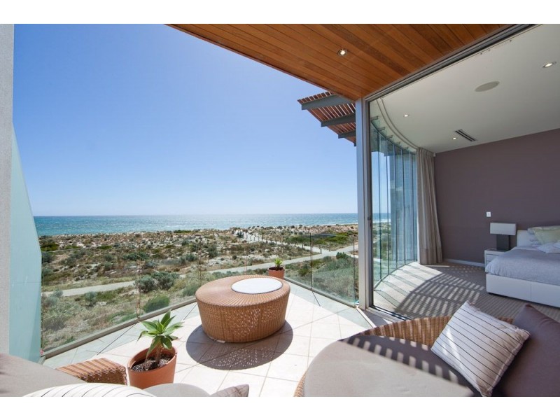 11 Seaview Road, West Beach SA 5024