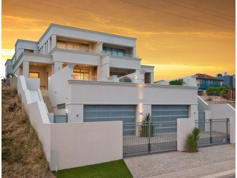 74 Seaview Road, Tennyson SA 5022