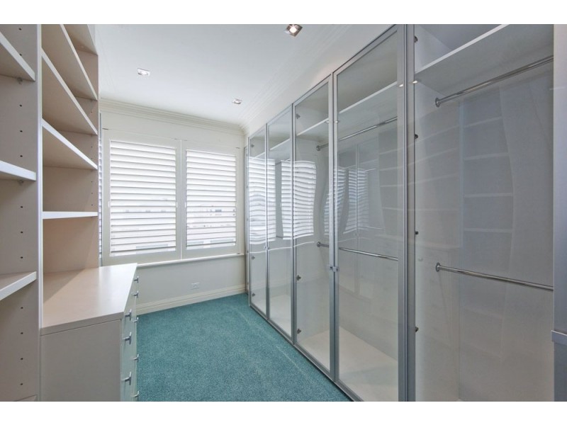 74 Seaview Road, Tennyson SA 5022