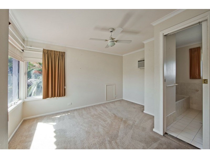 10 Kincaid Road, Henley Beach South SA 5022