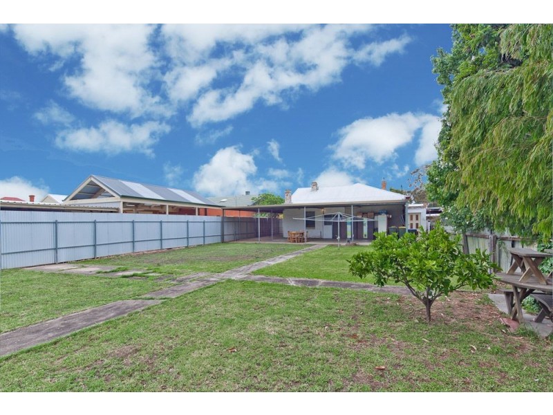 22 Berkeley Street, Cheltenham SA 5014