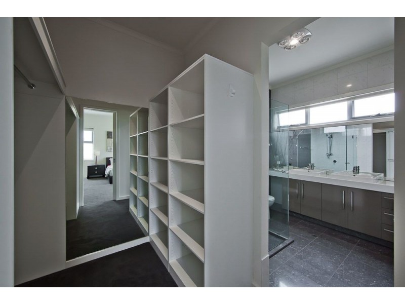 36 Seaview Road, West Beach SA 5024