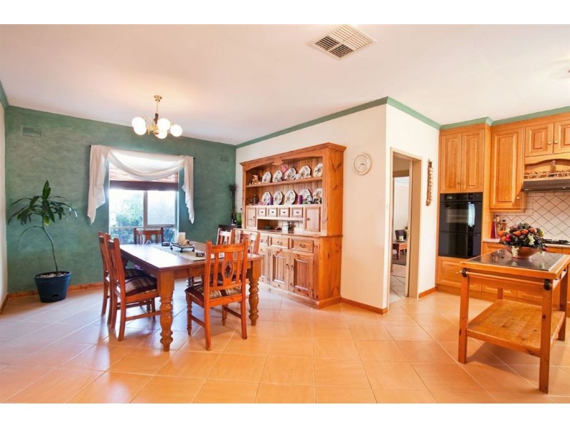 12 Egras Avenue, Fulham Gardens SA 5024