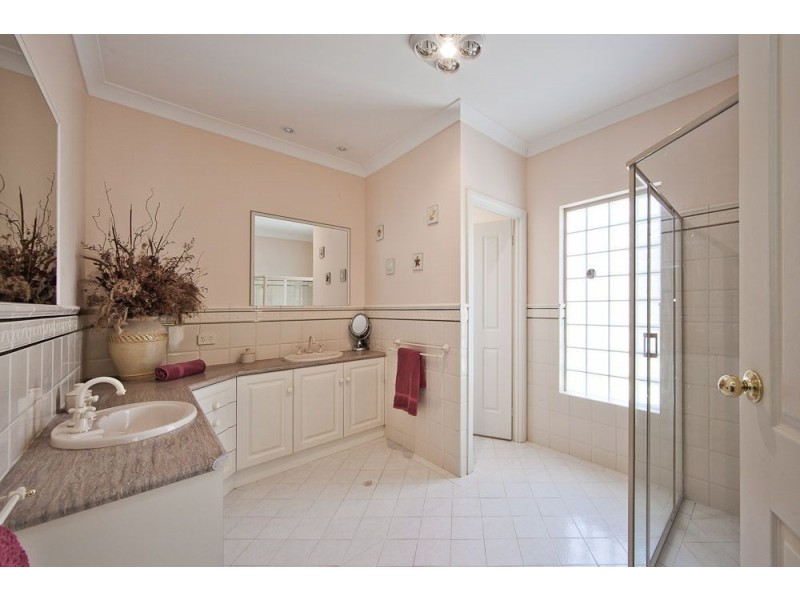 63 Military Road, Tennyson SA 5022