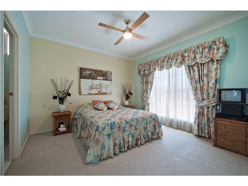 63 Military Road, Tennyson SA 5022