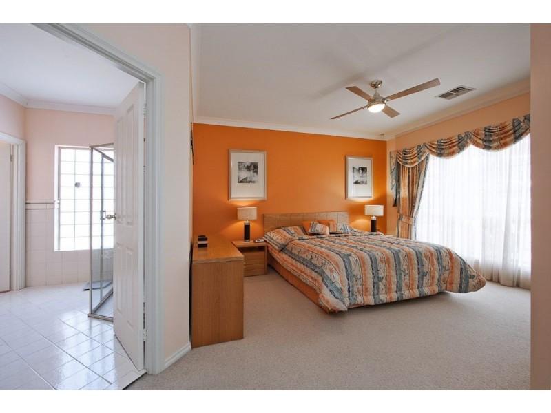 63 Military Road, Tennyson SA 5022